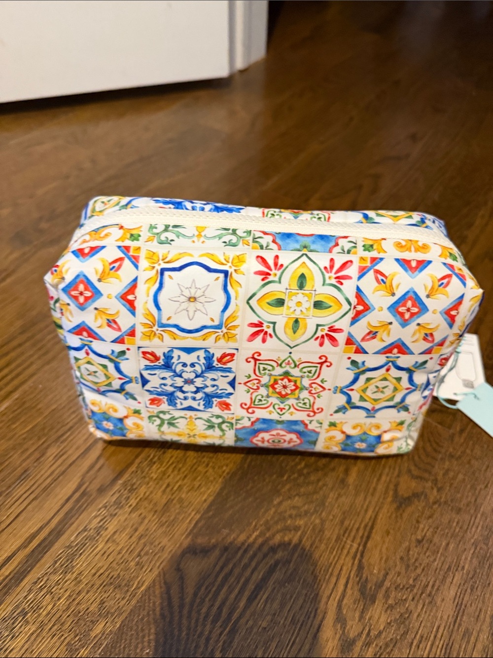 Cosmetic bag